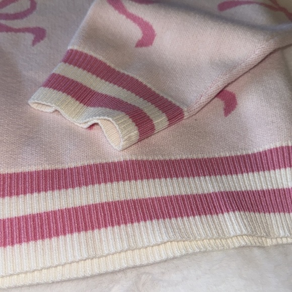 Coquette girl, pink bow sweater 🎀🎀🎀 - Picture 3 of 9